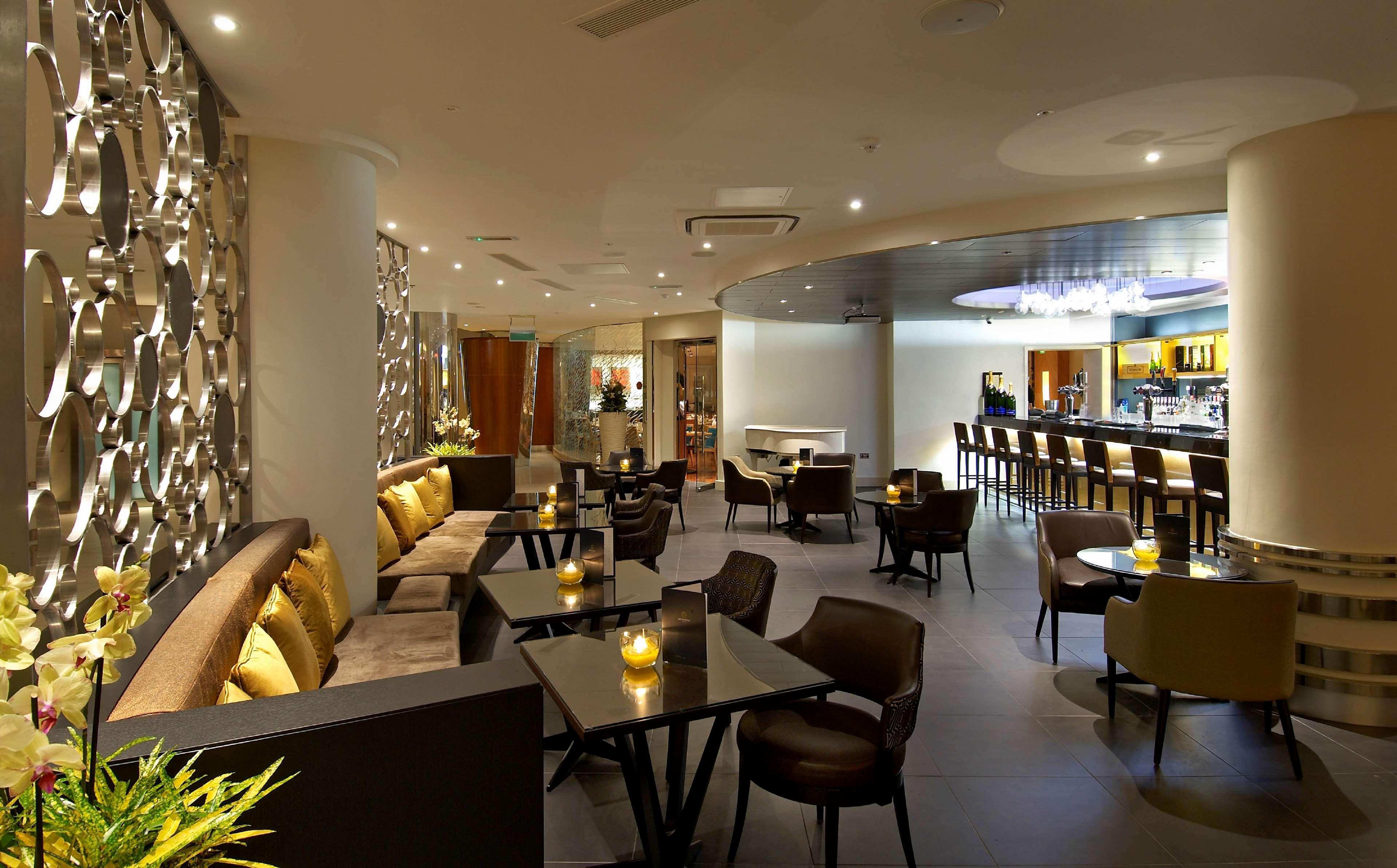Hilton Cardiff Hotel Restaurante foto